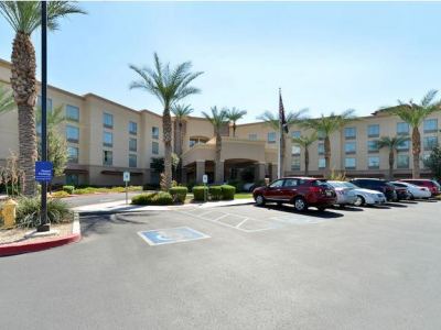 Hampton & Phoenix/gilbert Hotel 3*